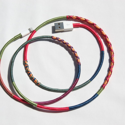 Vorson El Yapımı Violet Orijinal Apple Lightning 1mt Şarj & Sync Kablosu Vorson El Yapımı Violet Orijinal Apple Lightning 1mt Şarj & Sync Kablosu